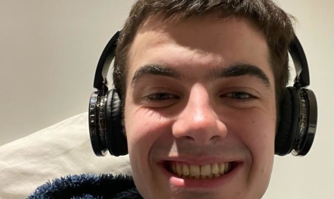 Fun Hour with Michael, 6 Episodes